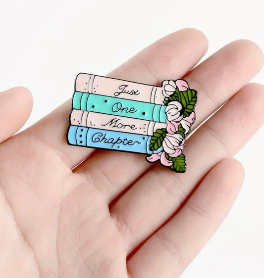 1pc Book Charm Brooch Pin for Women, Fashion Accessory
